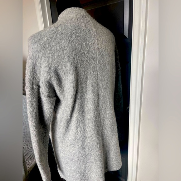 Free People Light Grey Fuzzy Comfy Sexy Sweet Long Cardigan Size XS - Picture 5 of 8